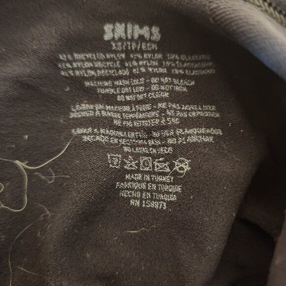 SKIMS Seamless Sculpt Low Back Mid Thigh Bodysuit Black XS - Picture 5 of 6